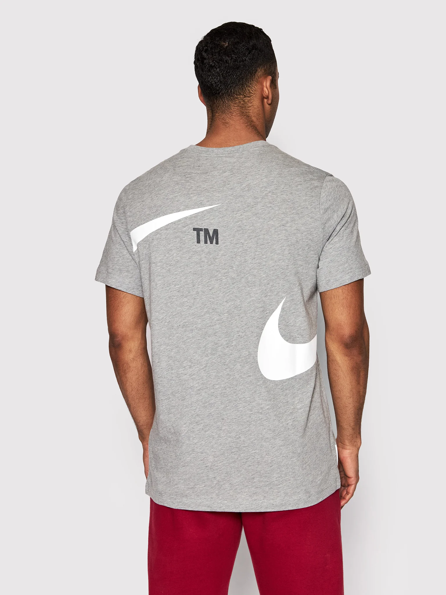 nike-t-shirt-sportswear-dd3349-szary-regular-fit (1)